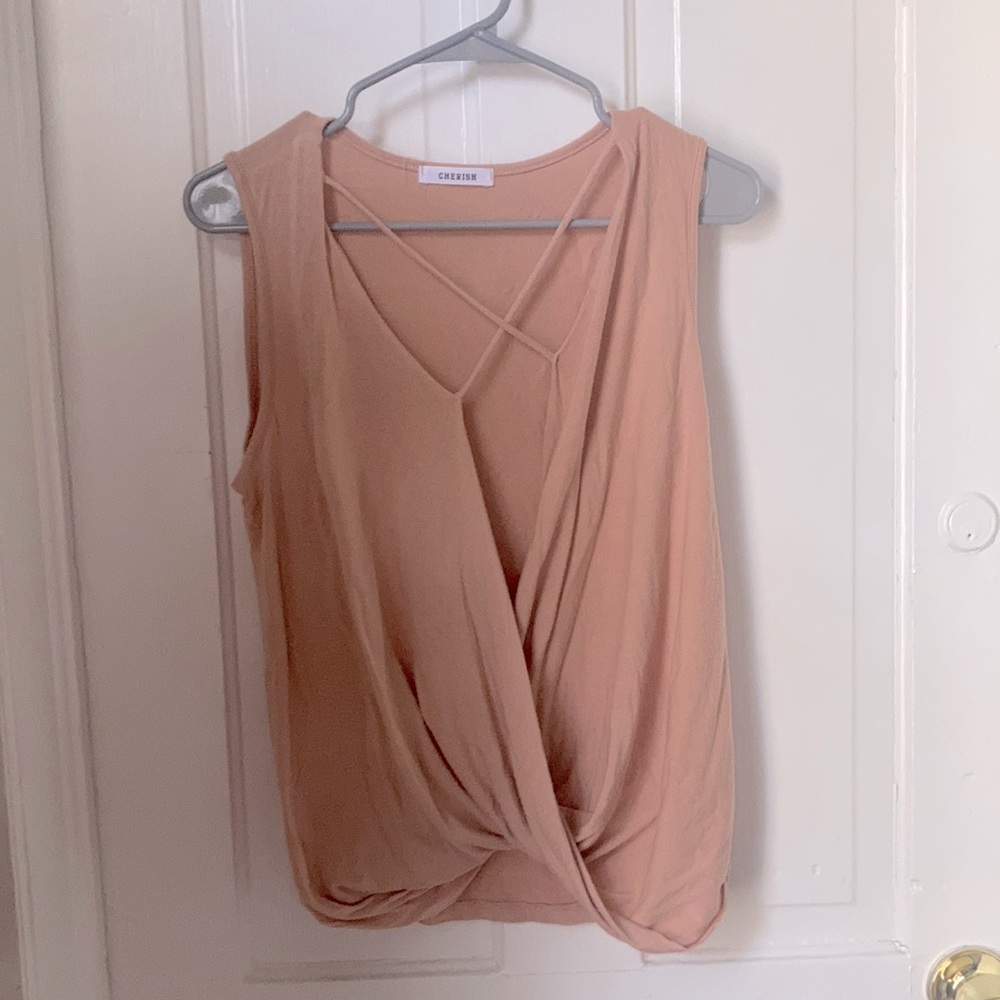 Cute top for spring.